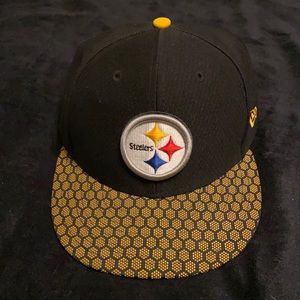 PITTSBURGH STEELERS HAT (used)